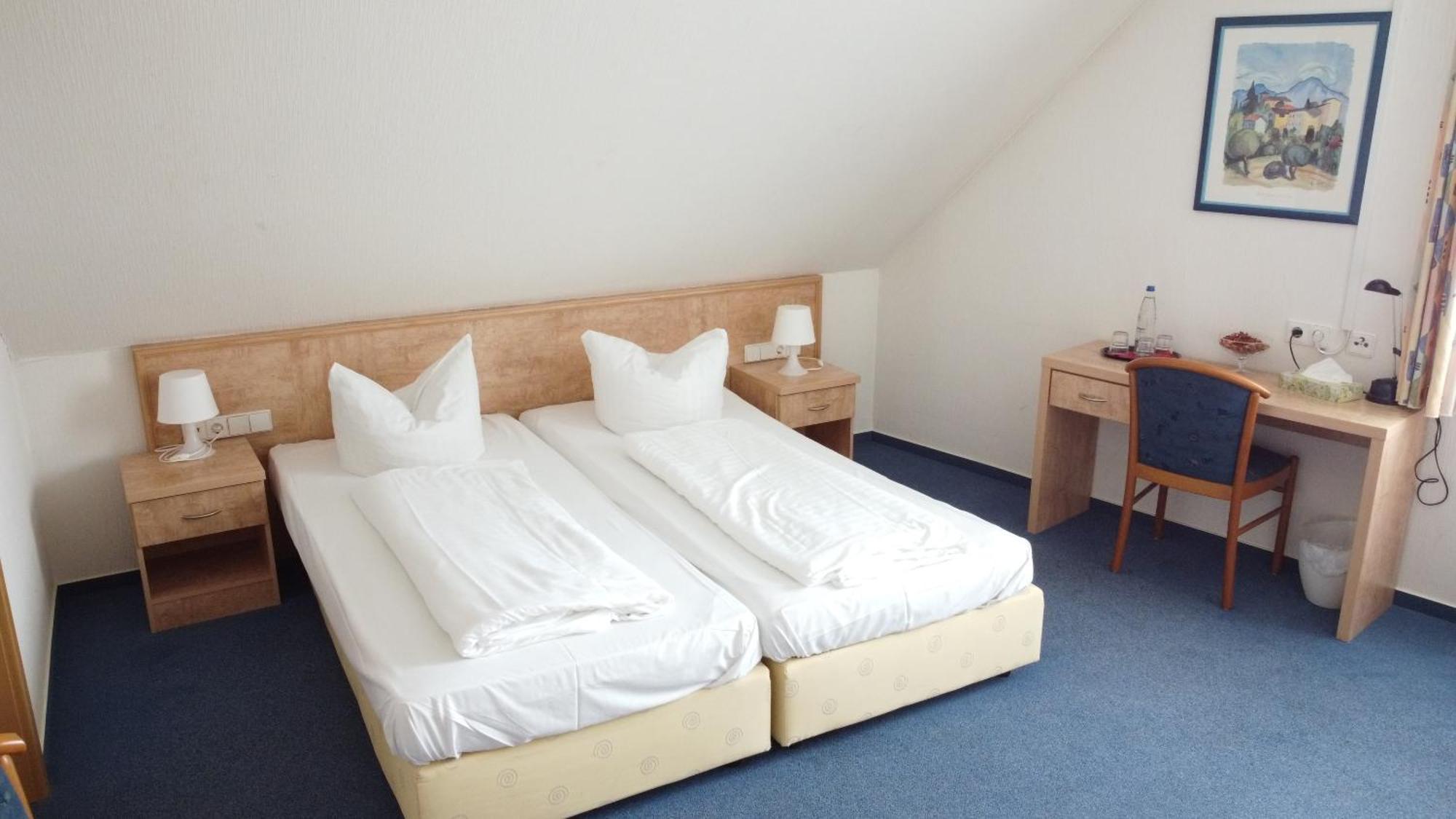 Hotel Sorella Ittlingen Rum bild